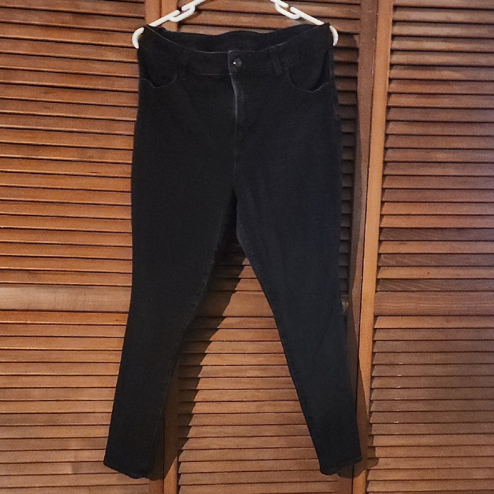 American Eagle Outfitters Women's Black Skinny Jeans
